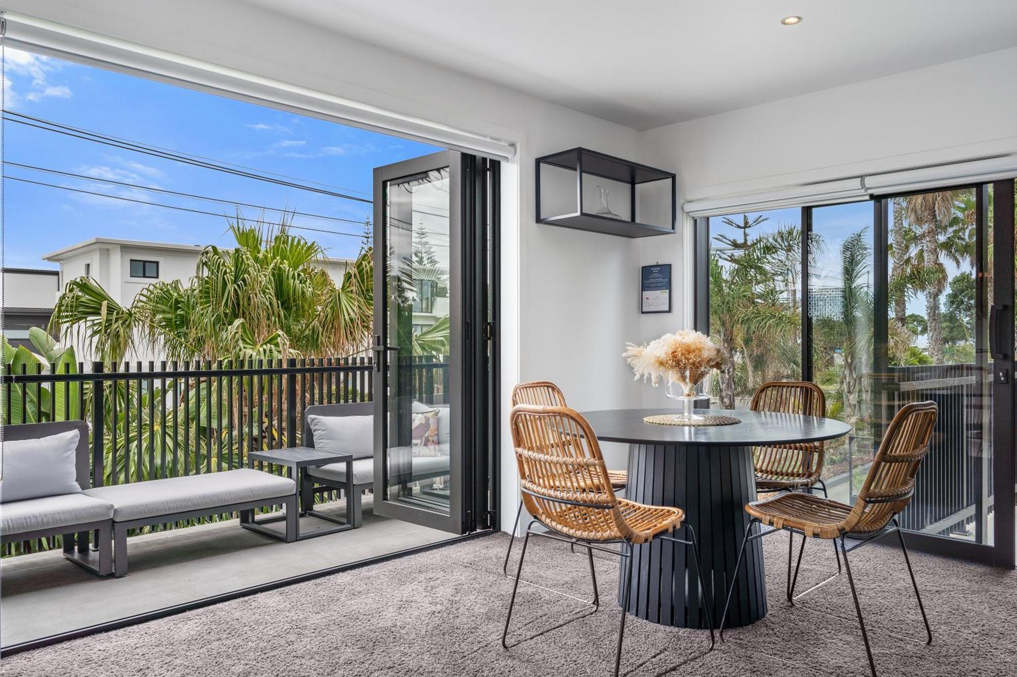 Orewa Beachcomber Exterior photo